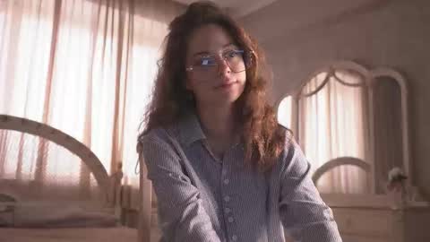 o call me Ann online show from September 2025 03:55:02 AM