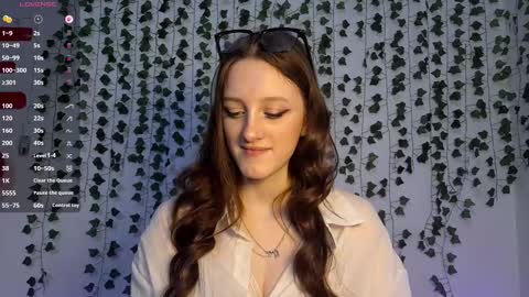 Lisa online show from February 2026 12:03:01 PM