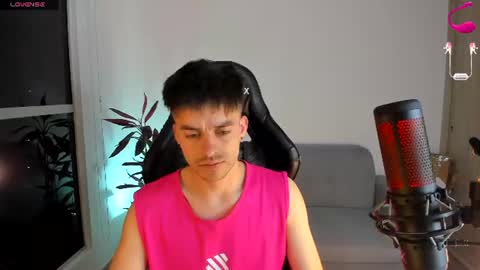 JACOB FERRER online show from June 2026 02:14:01 AM