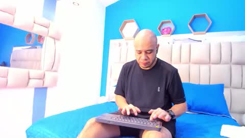 Snapshot of jacob_garcia_ chatting on November 2025 12:05:01 PM jacob_garcia_ online show from November 2025 12:05:01 PM