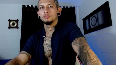 Michael Caicedo online show from February 2025 04:25:01 AM