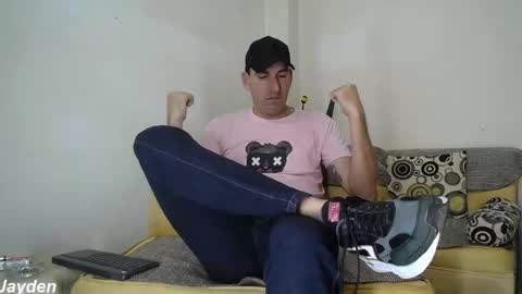 Jacob And Jayden online show from November 2025 07:14:01 PM