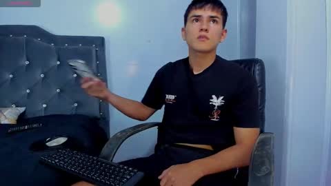 Jacob Lee online show from November 2025 09:58:01 PM