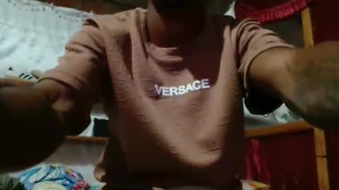 My loves Collaborate with me with my content for sale it helps me a lot online show from November 2025 11:27:01 PM