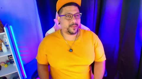 Snapshot of jacoob_woods chatting on November 2025 11:13:01 AM daddy sir master bear online show from November 2025 11:13:01 AM