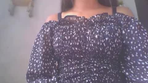 jacqueline_fernandez online show from November 2025 07:22:01 AM