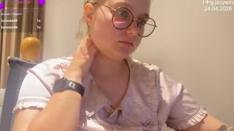 Snapshot of jacywinslat chatting on April 2026 04:48:02 PM jacywinslat online show from April 2026 04:48:02 PM