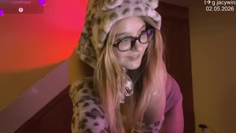 Snapshot of jacywinslat chatting on May 2026 02:33:02 PM jacywinslat online show from May 2026 02:33:02 PM