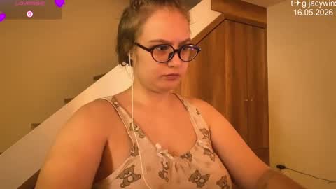 Snapshot of jacywinslat chatting on May 2026 08:22:02 AM jacywinslat online show from May 2026 08:22:02 AM