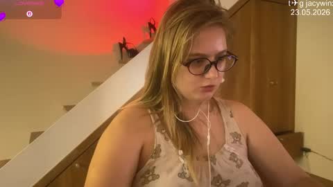 Snapshot of jacywinslat chatting on May 2026 09:57:01 AM jacywinslat online show from May 2026 09:57:01 AM