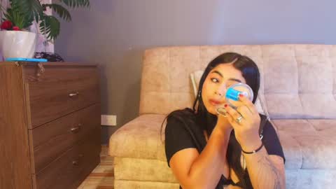 Snapshot of jade_brunnette chatting on June 2026 08:32:02 PM Jade Brunete online show from June 2026 08:32:02 PM