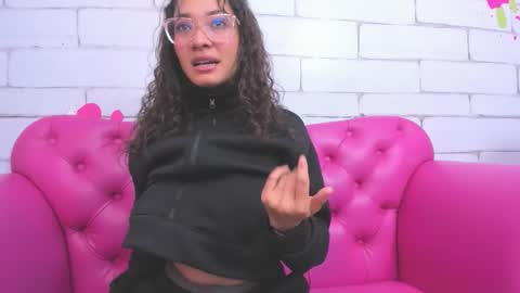 Snapshot of jade_greeyy_ chatting on November 2025 02:36:02 AM Jade Greeyy online show from November 2025 02:36:02 AM