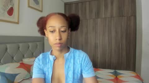 Snapshot of jade_obi chatting on January 2026 03:03:01 PM Jade smile online show from January 2026 03:03:01 PM