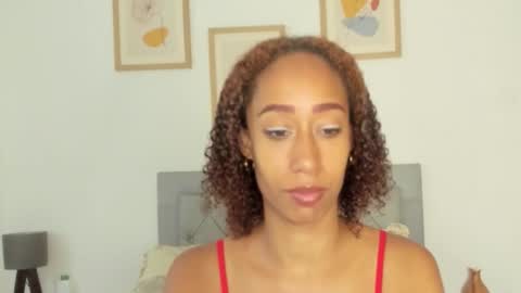 Snapshot of jade_obi chatting on March 2026 02:24:01 PM Jade smile online show from March 2026 02:24:01 PM