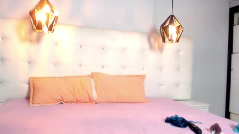 Snapshot of jade_scarllet chatting on December 2024 03:22:02 AM karlla scarlet online show from December 2024 03:22:02 AM