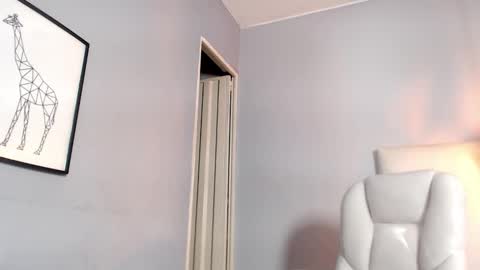 Snapshot of jade_scarllet chatting on December 2024 07:10:01 AM karlla scarlet online show from December 2024 07:10:01 AM