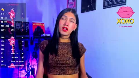 Snapshot of jadebenett chatting on February 2025 01:55:02 AM Jade Benett online show from February 2025 01:55:02 AM