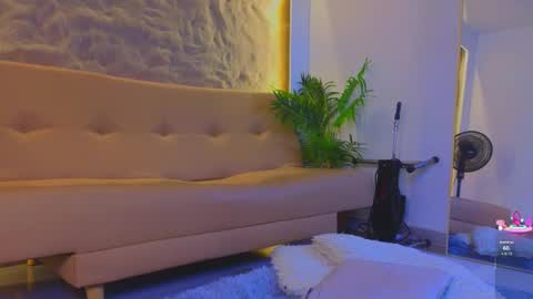 jadee__ online show from November 2025 03:08:02 AM