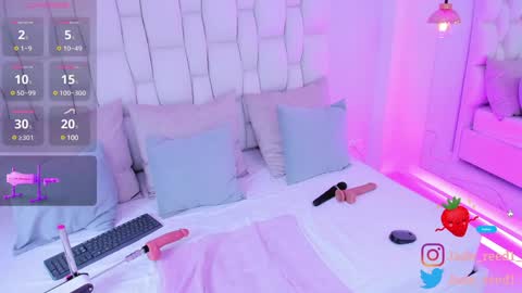 Jade Red  online show from December 2024 08:38:02 PM