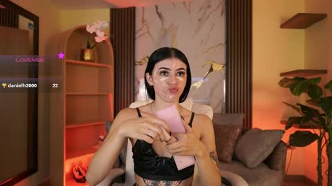 Jade Summer online show from June 2026 11:38:01 AM