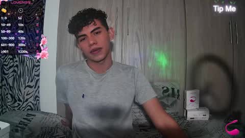 javi15  online show from December 2024 05:15:01 AM