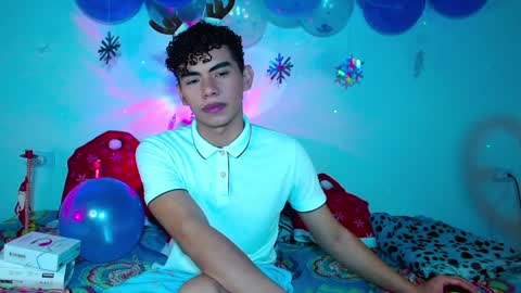 javi15  online show from December 2024 03:49:01 AM