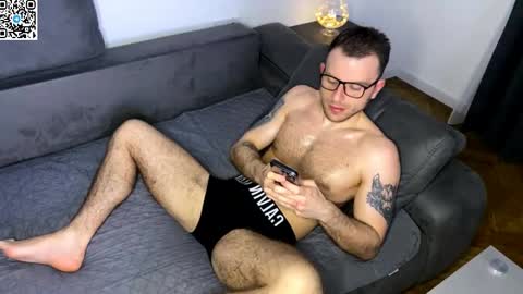 Alex online show from May 2026 07:33:02 PM