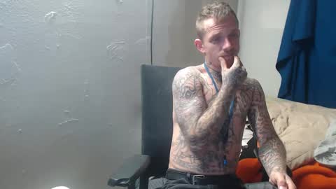 Snapshot of jake265897 chatting on October 2025 10:19:01 PM showingitoff online show from October 2025 10:19:01 PM