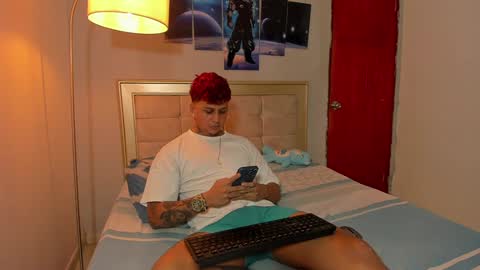 Snapshot of jake_pons chatting on December 2024 02:23:01 AM Jake Pons online show from December 2024 02:23:01 AM