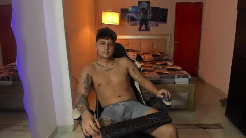 Snapshot of jake_pons chatting on February 2025 10:00:01 PM Jake Pons online show from February 2025 10:00:01 PM