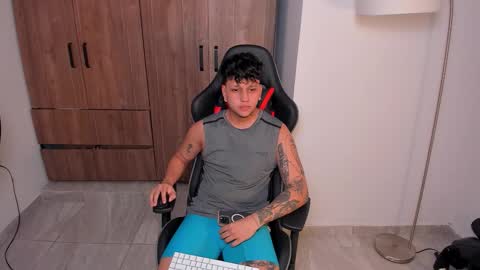 Snapshot of jake_pons chatting on November 2025 11:02:02 AM Jake Pons online show from November 2025 11:02:02 AM