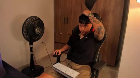 Snapshot of jake_pons chatting on February 2026 07:51:01 AM Jake Pons online show from February 2026 07:51:01 AM