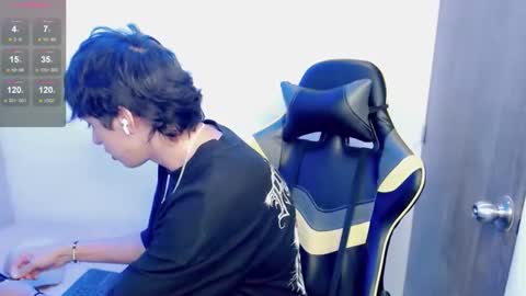 Snapshot of jake_tripp chatting on November 2025 03:07:01 AM jake_tripp online show from November 2025 03:07:01 AM