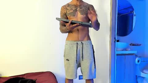 Snapshot of jakee_brown chatting on February 2025 06:19:01 AM Santiago online show from February 2025 06:19:01 AM