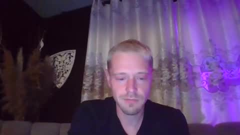 jakjakrabbit online show from October 2025 11:35:01 PM