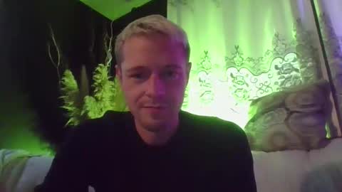 jakjakrabbit online show from October 2025 09:57:01 PM