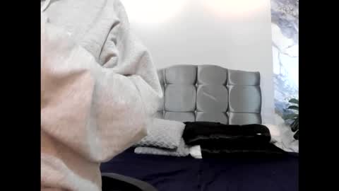 james_adamss_ online show from January 2026 12:31:01 PM