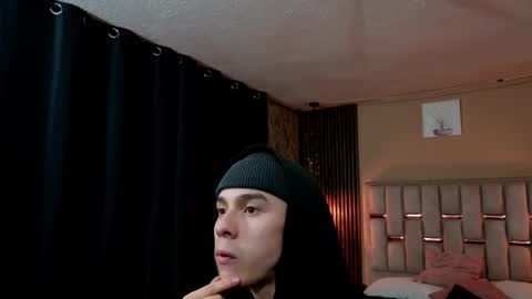 james_adamss_ online show from February 2026 11:50:01 AM