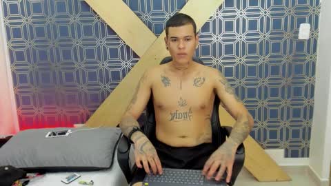 Snapshot of jamesinked_ chatting on January 2025 05:24:01 PM Jamesinked online show from January 2025 05:24:01 PM