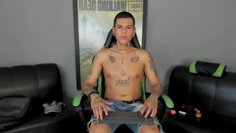 Snapshot of jamesinked_ chatting on January 2025 09:41:01 PM Jamesinked online show from January 2025 09:41:01 PM
