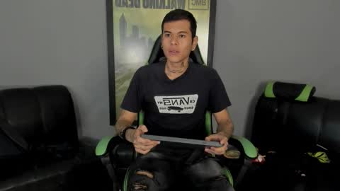 Snapshot of jamesinked_ chatting on February 2025 06:26:02 PM Jamesinked online show from February 2025 06:26:02 PM