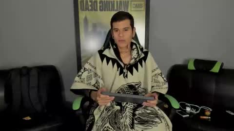 Snapshot of jamesinked_ chatting on February 2025 10:48:02 PM Jamesinked online show from February 2025 10:48:02 PM