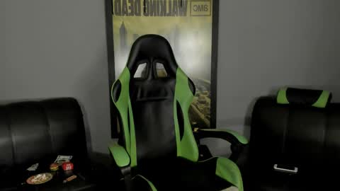 Snapshot of jamesinked_ chatting on February 2025 12:49:01 AM Jamesinked online show from February 2025 12:49:01 AM