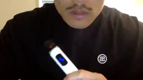 Snapshot of jamesmo820913 chatting on March 2025 04:32:01 AM jamesmo820913 online show from March 2025 04:32:01 AM