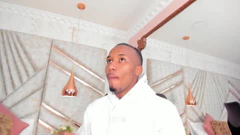 Snapshot of jamesparck chatting on January 2025 12:30:01 PM James online show from January 2025 12:30:01 PM