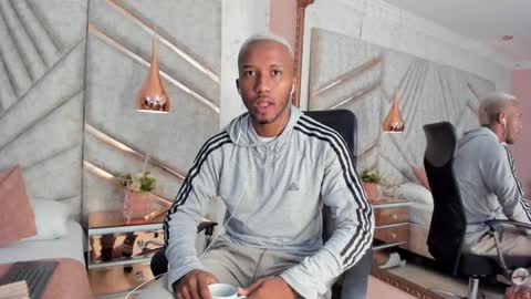 Snapshot of jamesparck chatting on February 2025 12:22:02 PM James online show from February 2025 12:22:02 PM