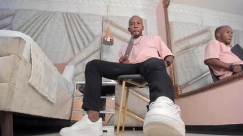 Snapshot of jamesparck chatting on February 2025 02:41:01 PM James online show from February 2025 02:41:01 PM