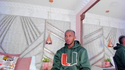 Snapshot of jamesparck chatting on February 2025 12:34:02 PM James online show from February 2025 12:34:02 PM