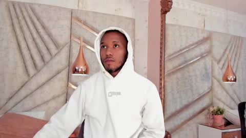 Snapshot of jamesparck chatting on March 2025 12:01:02 PM James online show from March 2025 12:01:02 PM