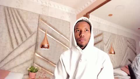 Snapshot of jamesparck chatting on March 2025 12:17:01 PM James online show from March 2025 12:17:01 PM